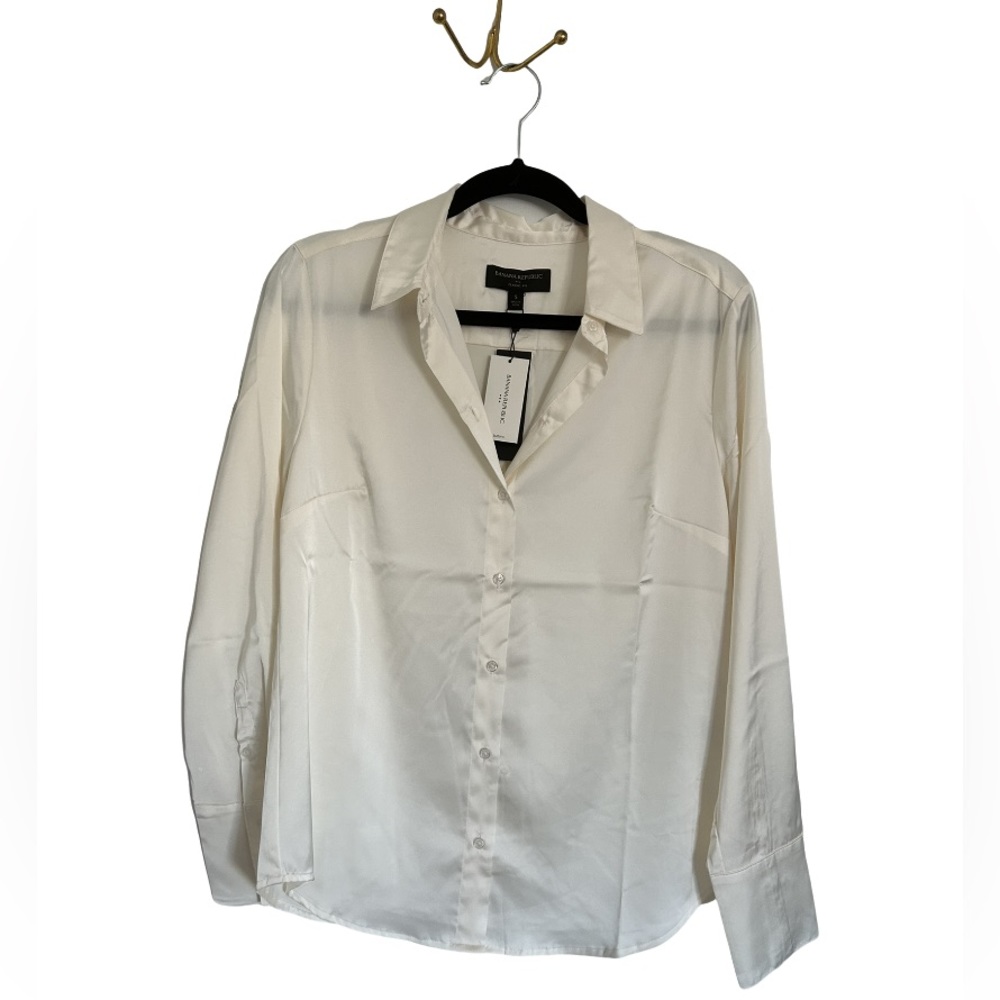 Banana Republic - Women’s Satin Classic Fit